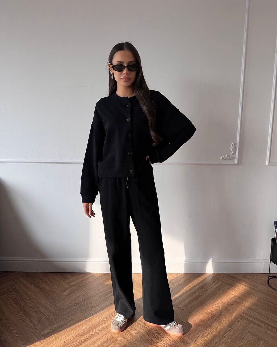 Pull-over décontracté pour femmes avec boutons et pantalon de jogging confortable Chic und Stil