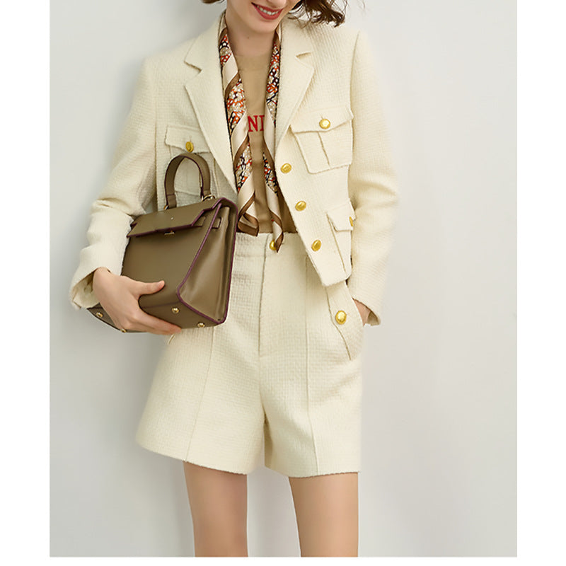 Veste texturée pour femmes et ensemble de mini-jupe Chic und Stil