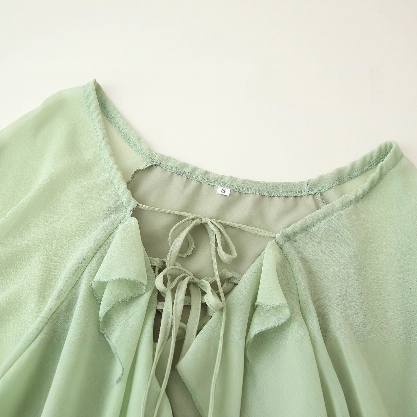 Robe maxi à volants pour femmes avec des liens élégants et une coupe décontractée Chic und Stil