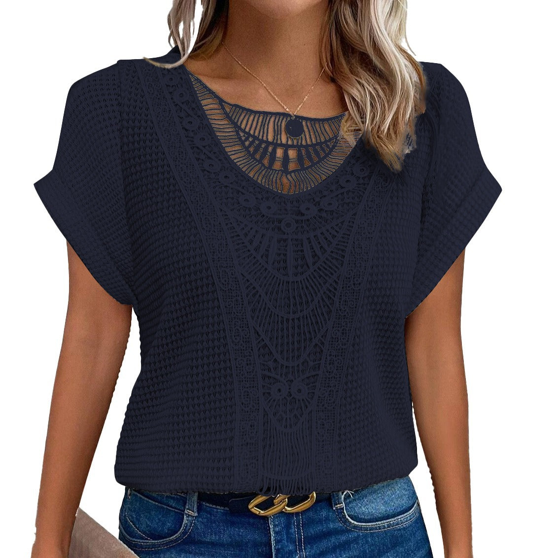 Women's crossover neckline top with a refined crochet pattern Chic und Stil