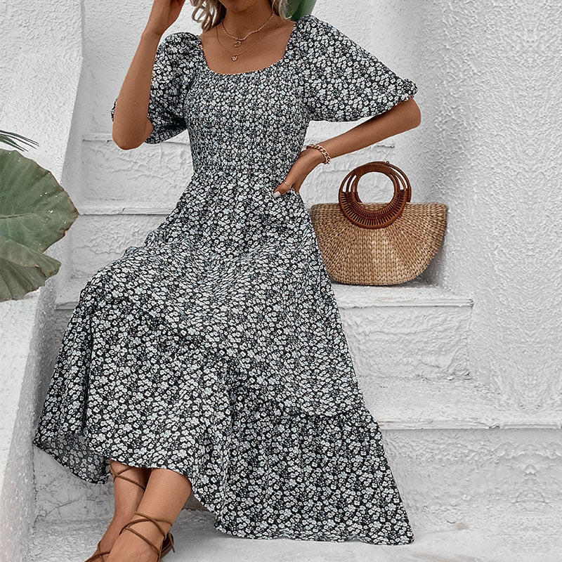 Robe maxi femme avec imprimé floral et détail dos croisé Chic und Stil