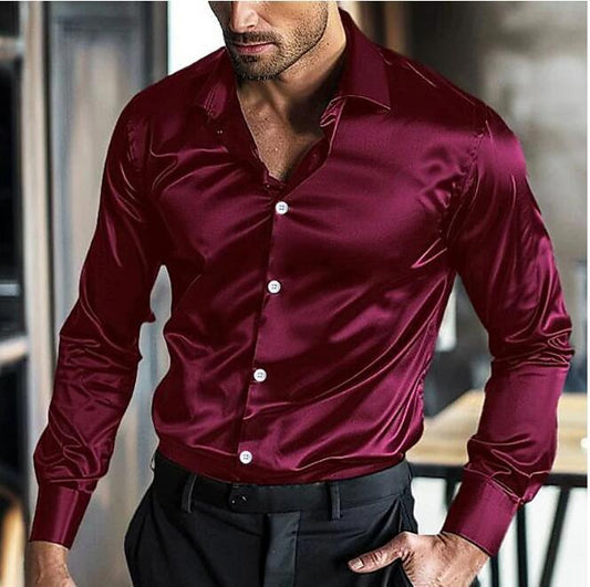 Chemise élégante pour hommes à manches longues en matériau brillant avec une coupe moderne Chic und Stil