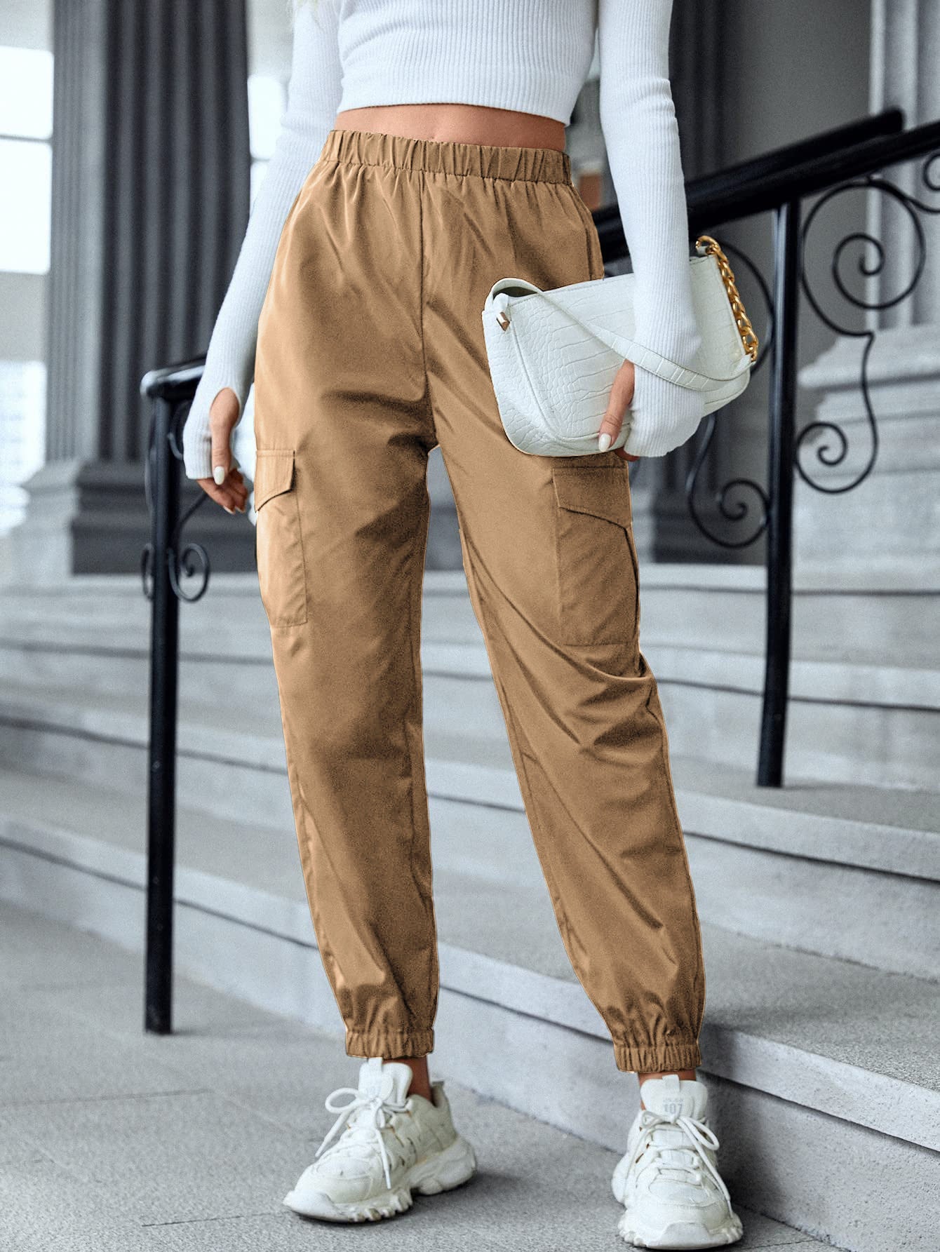 Pantalons cargo de loisirs pour femmes Chic und Stil
