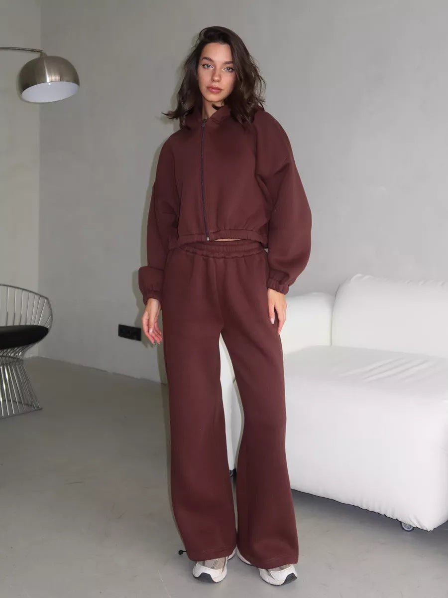 Casual sweatshirt set for women and wide jogger pants Chic and Style