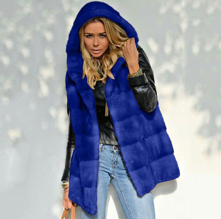 Gilet pour dames en polaire avec capuche Chic und Stil