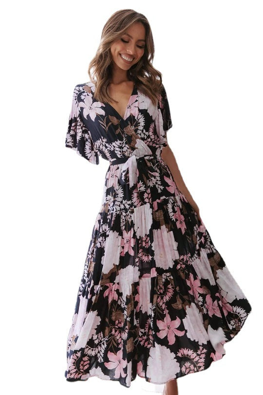 Robe maxi florale pour femmes avec manches à volants Chic und Stil