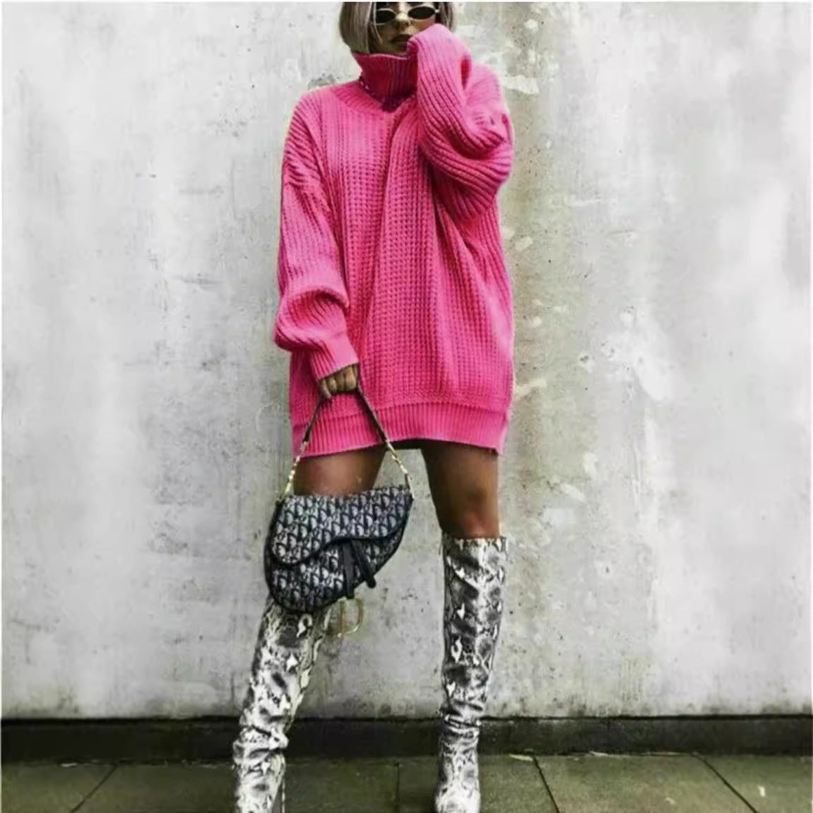 Dames Grand pull en tricot avec col haut et coupe angulaire Chic und Stil