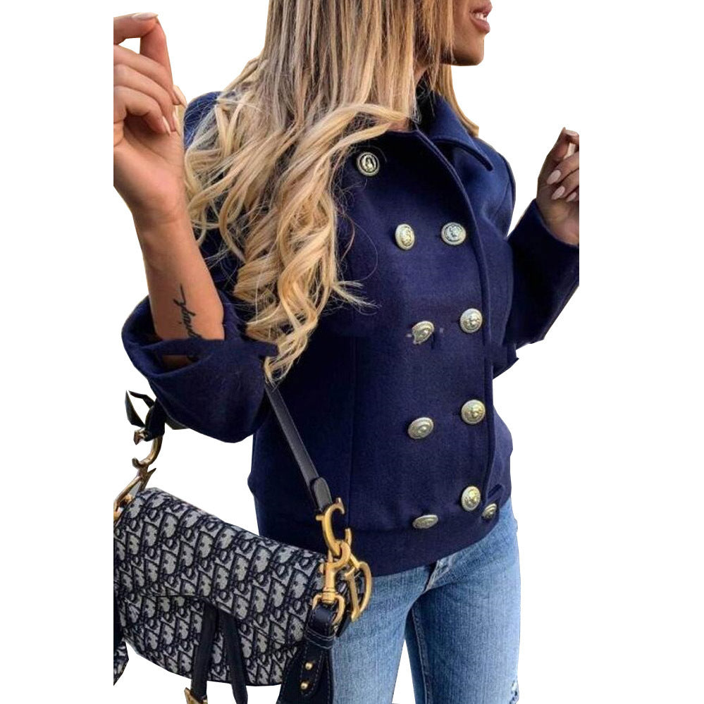 Vêtements pour femmes JACKKE avec des boutons dorés et une coupe décontractée Chic und Stil