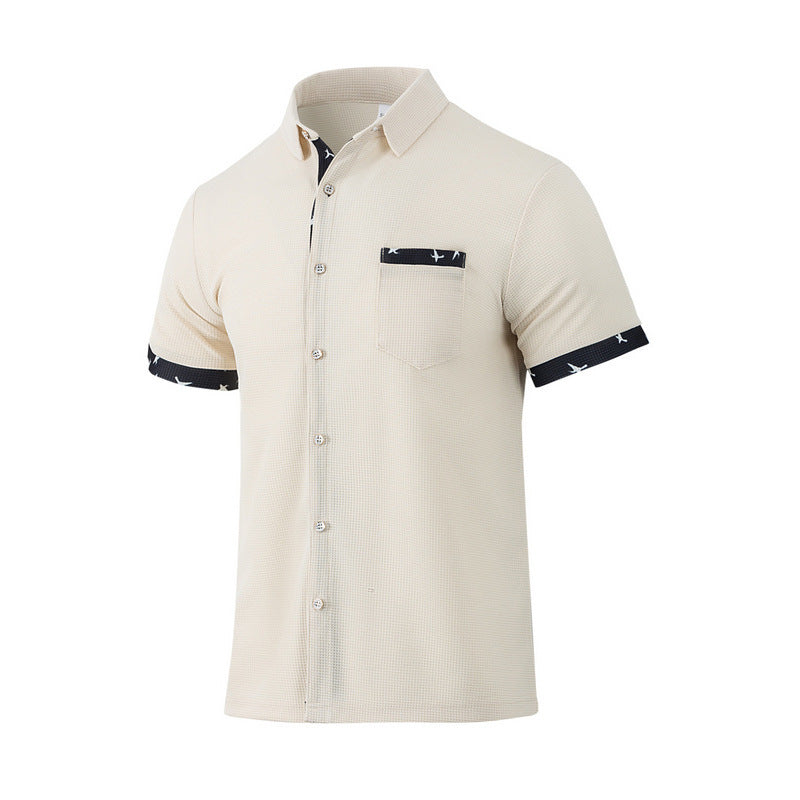 Chemise à manches courtes pour hommes avec col à la mode et poche poitrine Chic und Stil