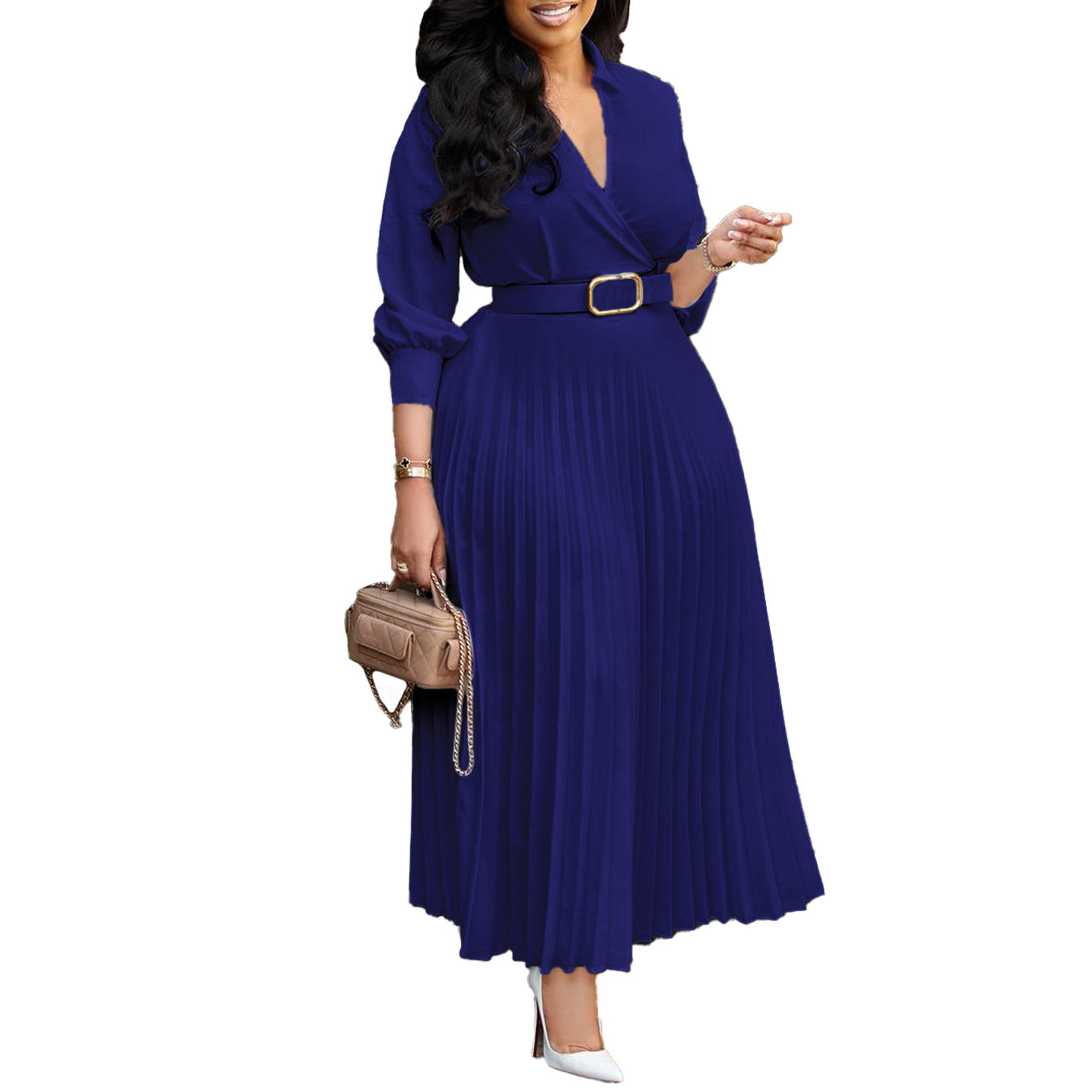 Robe portefeuille plissée pour femmes avec ceinture et joli col Chic und Stil