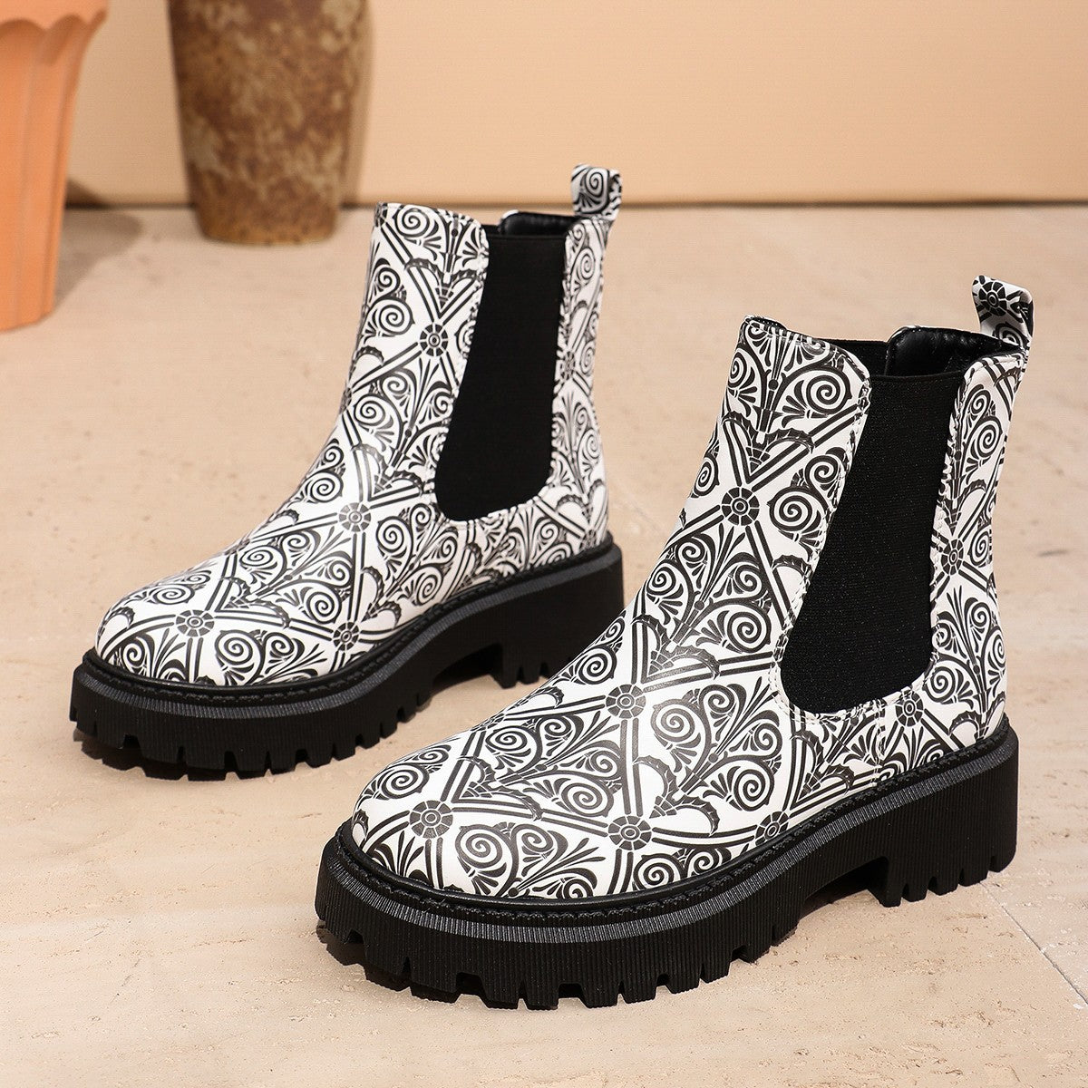 Bottines Chelsea pour femmes avec imprimé créatif et semelle antidérapante Chic und Stil