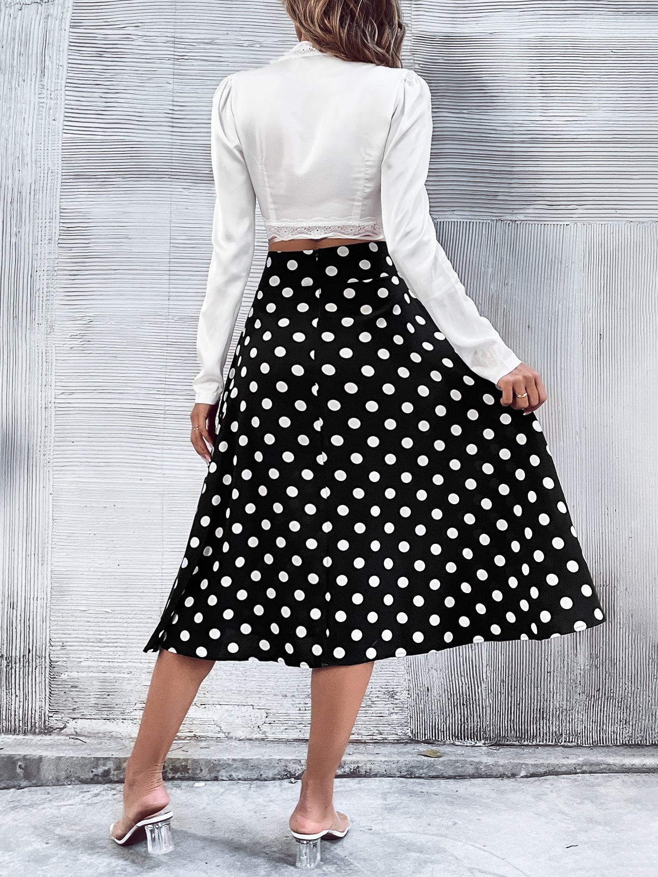 Rochet pour femmes avec des pois et des poches pratiques Chic und Stil