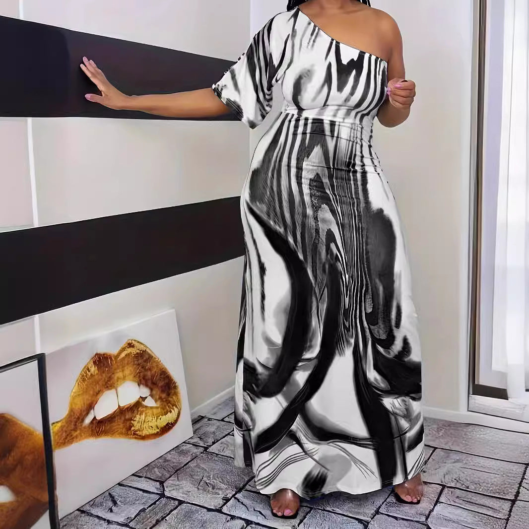 Robe maxi femme avec coupe asymétrique et motif élégant Chic und Stil