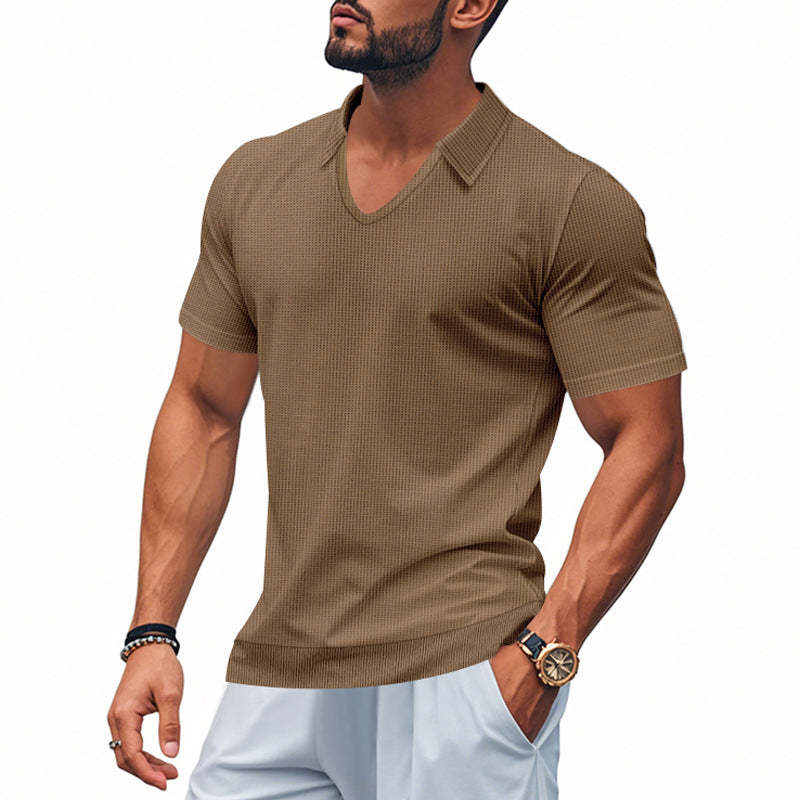 Chemise à col en V à manches courtes pour hommes avec design texturé Chic und Stil