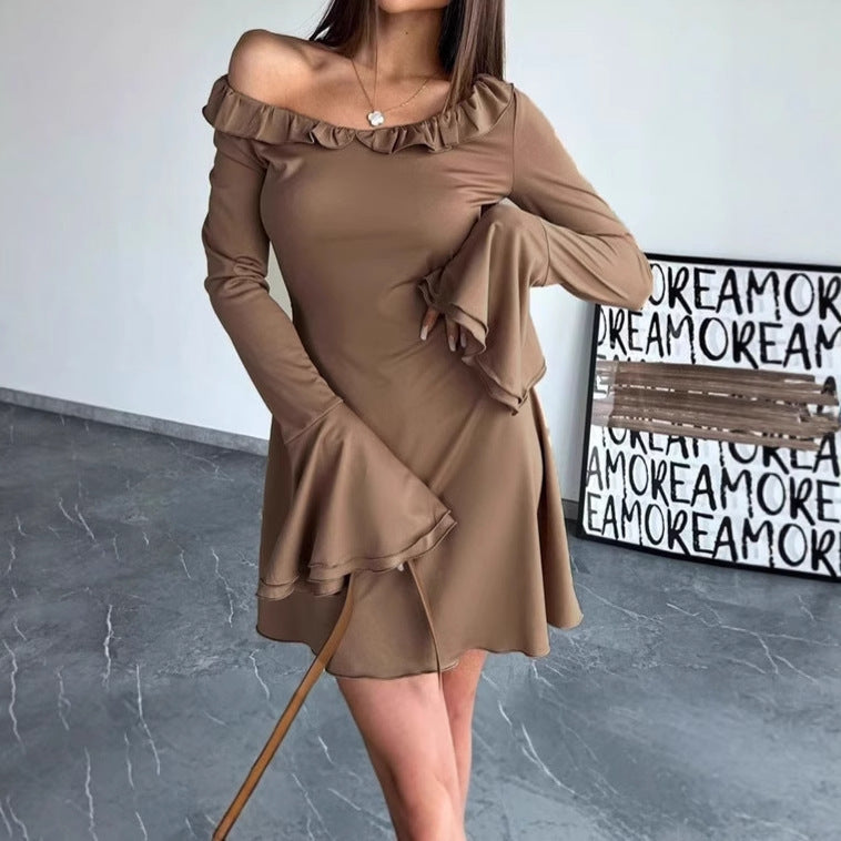 Robe Off-Shoulder pour femmes avec détails en volants et manches larges Chic und Stil