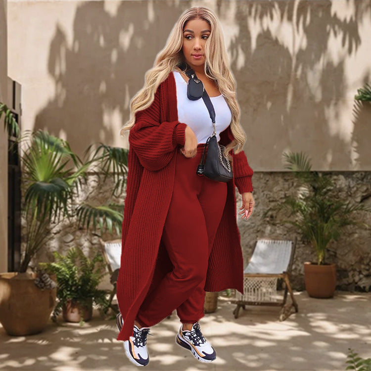 Women's Large Knit Cardigan with Loose Fit and Thick Knit Structure - Chic and Stylish