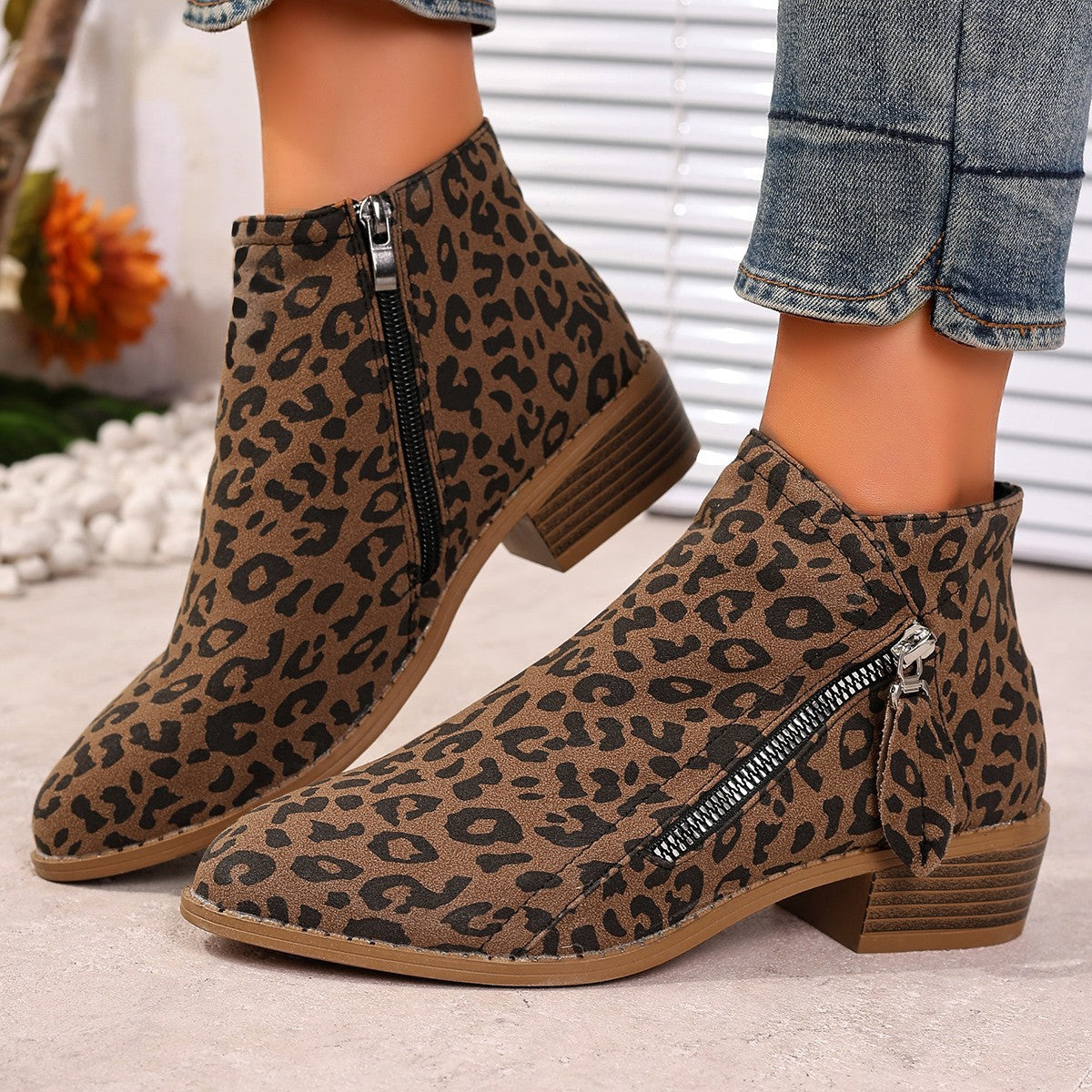 Bottines pour femmes avec un élégant motif léopard et une fermeture éclair élégante Chic und Stil