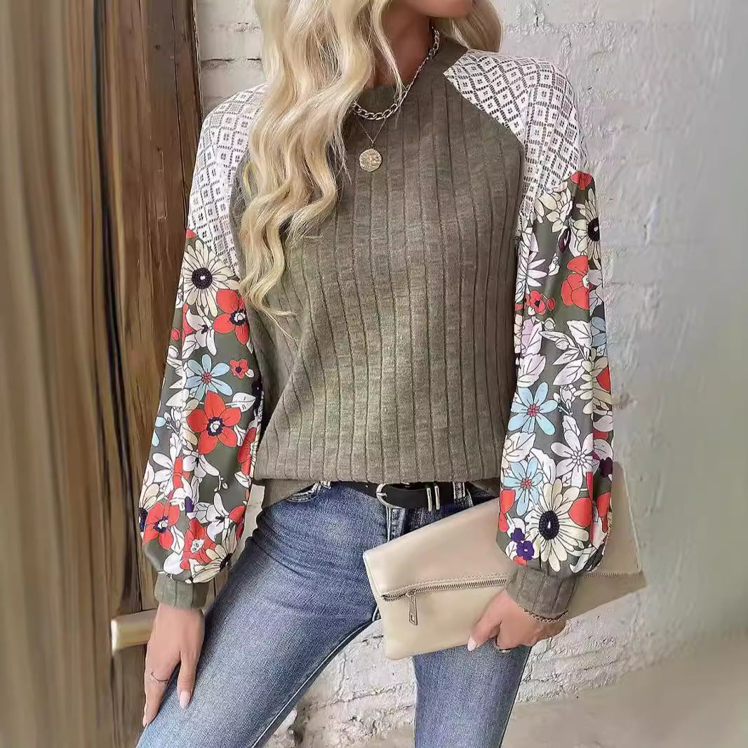 Pull femme à la forme ludique avec un design de manches florales Chic und Stil