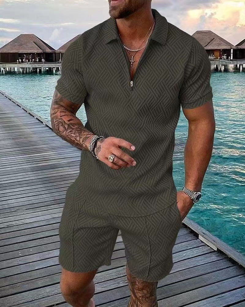 Combinaison courte tendance pour hommes avec un design texturé Chic und Stil