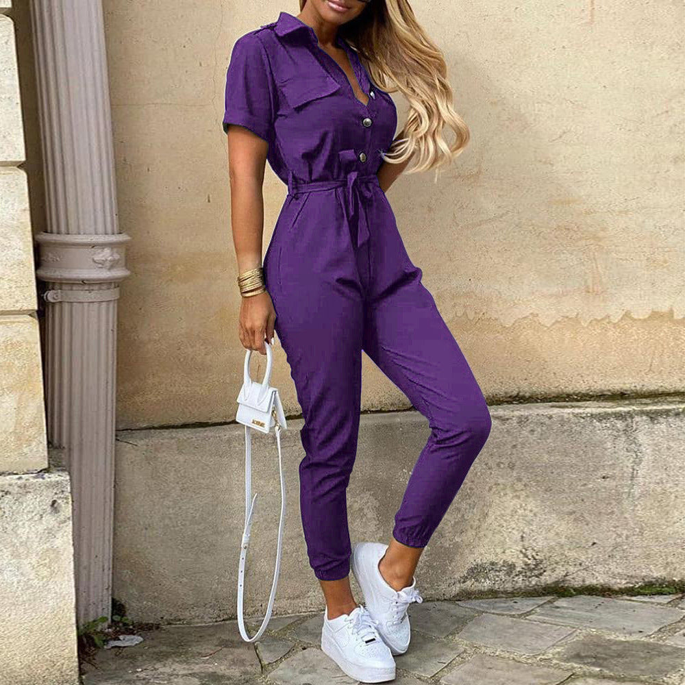 Combinaison décontractée pour femmes avec coupe cintrée et patte de boutonnage intégrale Chic und Stil