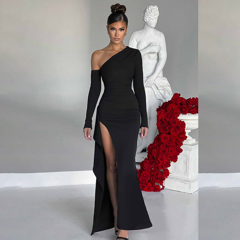 Robe de soirée à une épaule à fente haute Chic und Stil