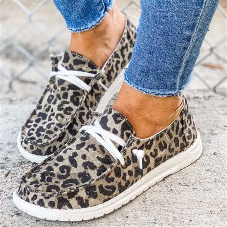 Baskets décontractées pour femmes à enfiler avec détails élastiques et semelle antidérapante Chic und Stil