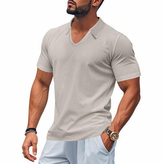 Chemise à col en V à manches courtes pour hommes avec design texturé Chic und Stil