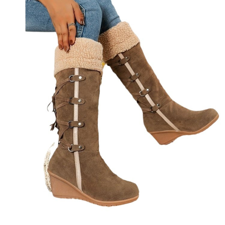 Bottes compensées pour dames en daim de haute qualité avec design de plis à la mode Chic und Stil