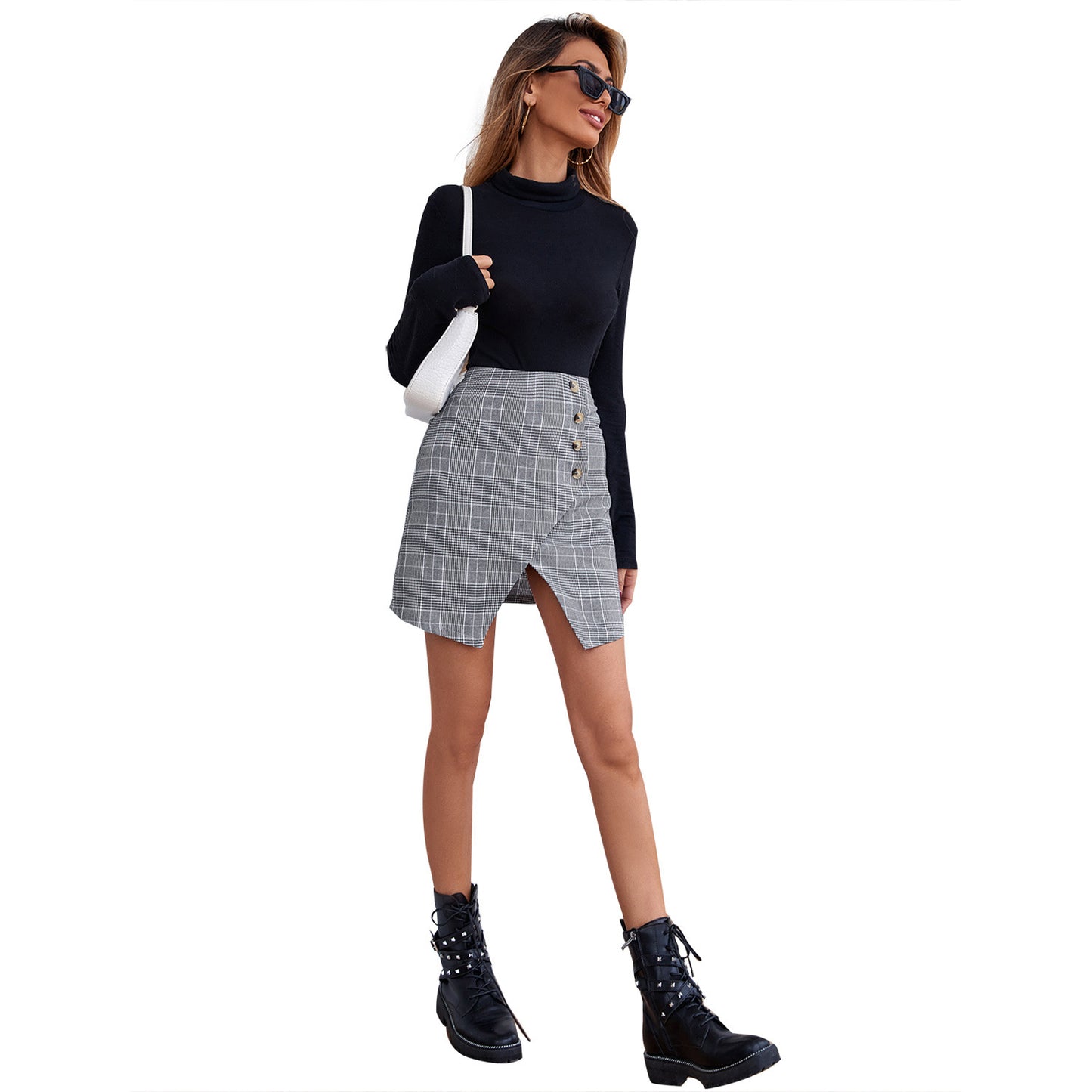 Jupe portefeuille en simili cuir pour femmes avec détails de boutons et ourlet asymétrique Chic und Stil