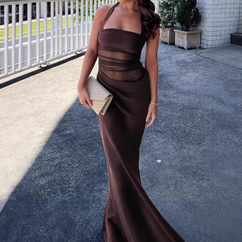 Dames Robe maxi élégante avec design sans épaules et inserts transparents Chic und Stil