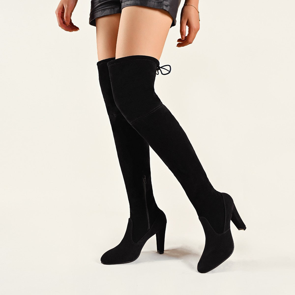 Bottines femme overknee en cuir suédé de haute qualité avec zip latéral et lacets élégants Chic und Stil