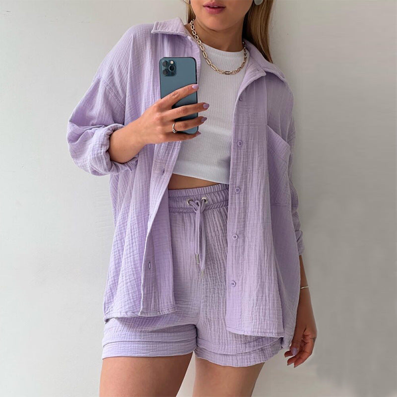 Dames Haut décontracté et ensemble de shorts en matériau léger Chic und Stil