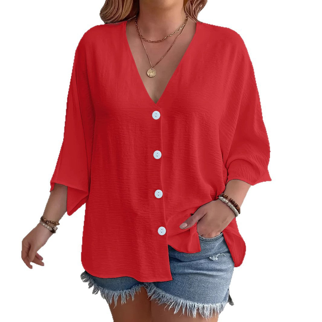 Blouse à manches courtes avantageuse pour dames avec patte de boutonnage et décolleté en V Chic und Stil