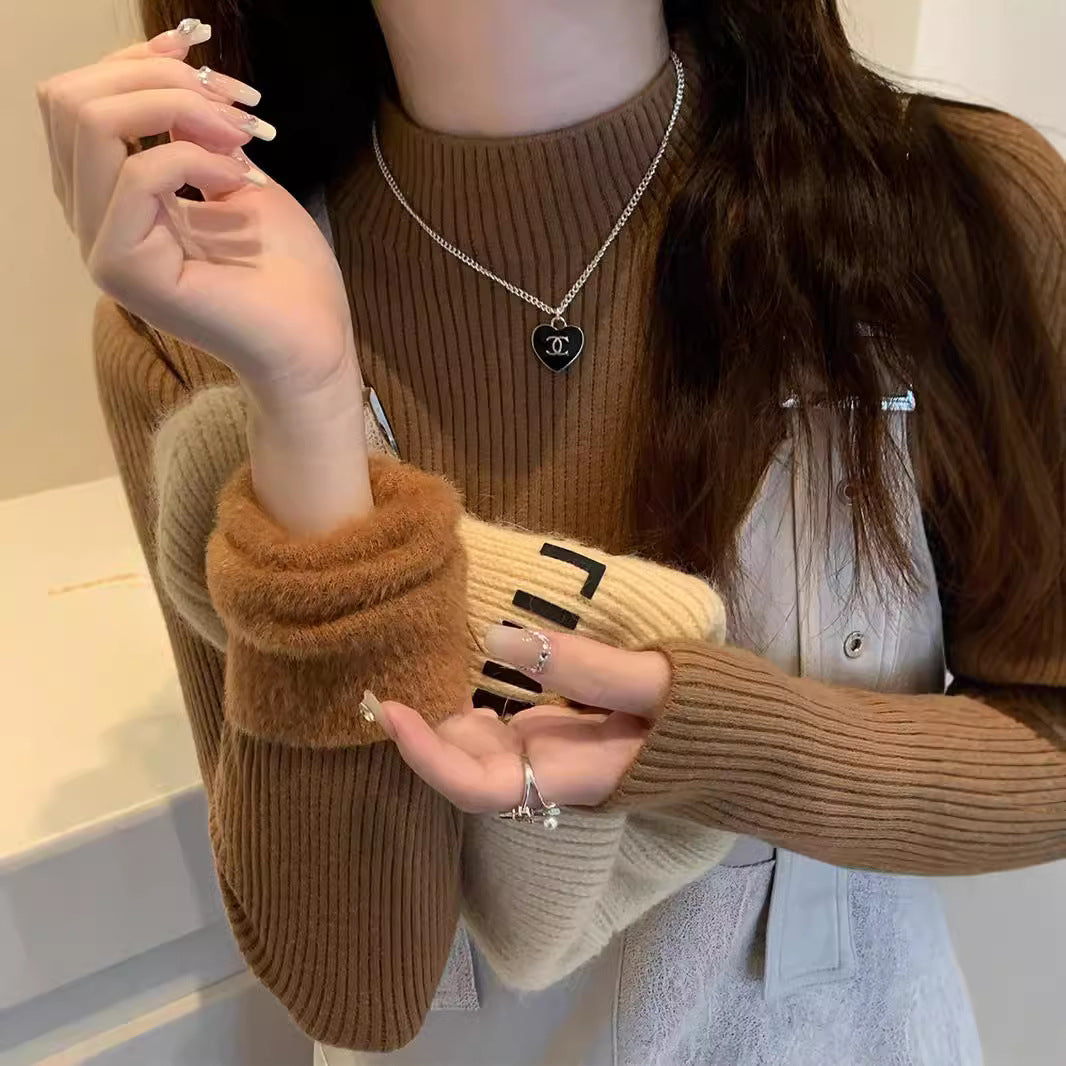 Dames Pull à côtes élégant avec col haut Chic und Stil