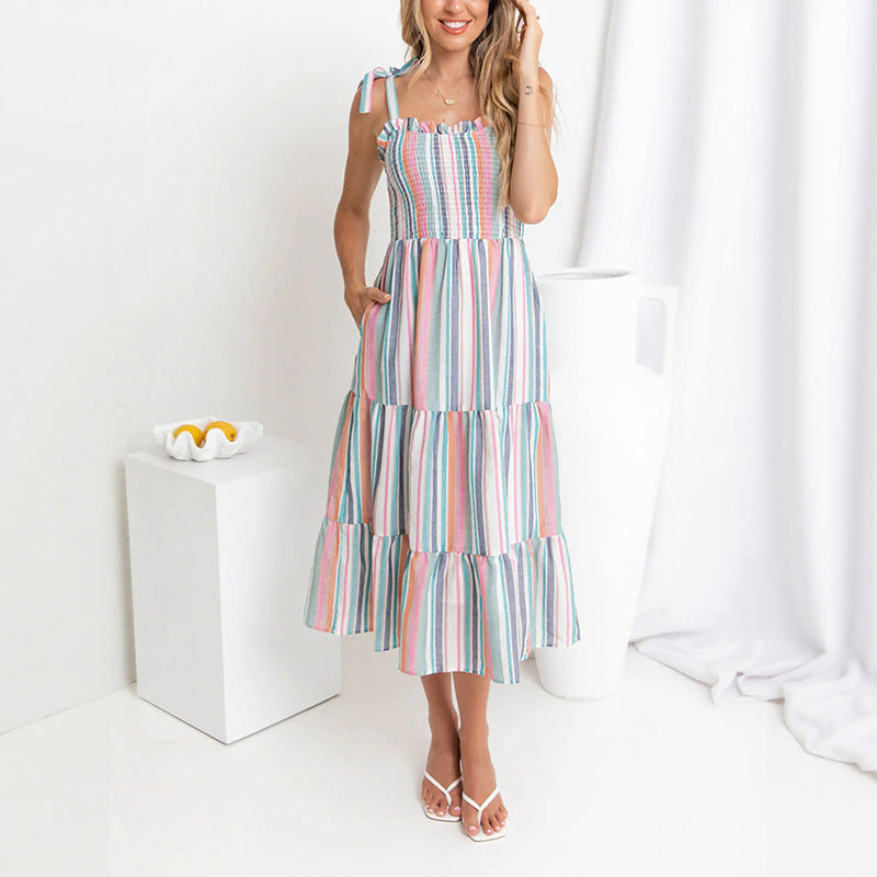 Robe maxi rayée pour femmes avec bretelles spaghetti réglables Chic und Stil