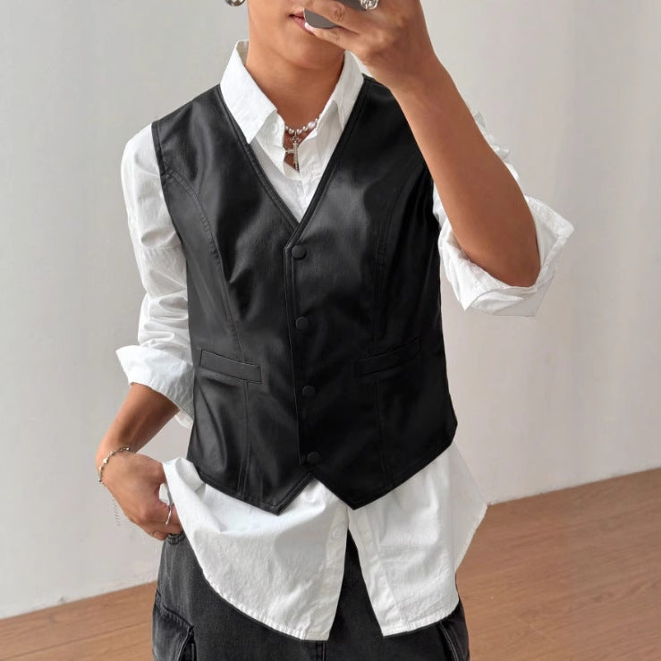 Veste élégante en simili cuir pour femmes avec une coupe cintrée et des poches pratiques Chic und Stil