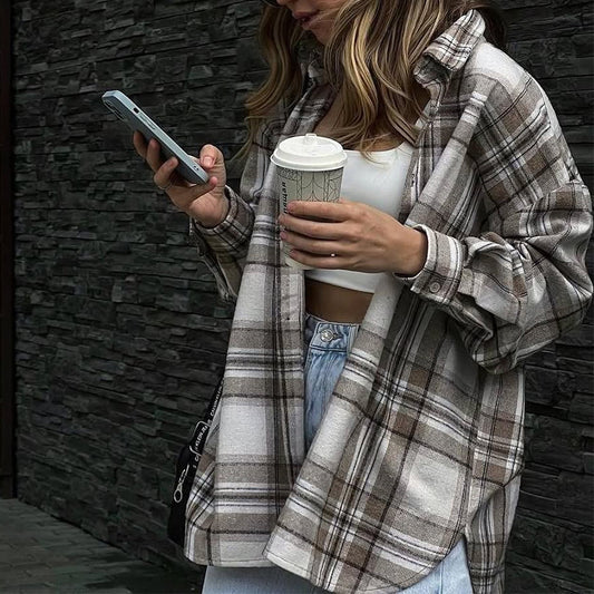 Chemise à carreaux décontractée pour femmes Chic und Stil