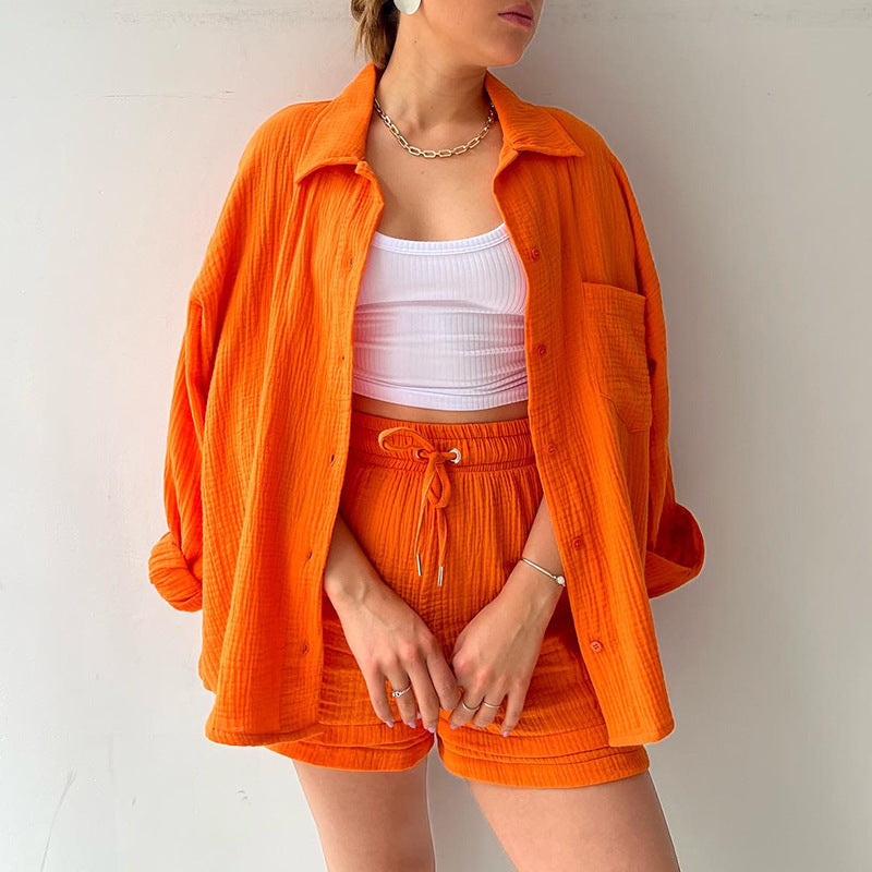 Dames Haut décontracté et ensemble de shorts en matériau léger Chic und Stil