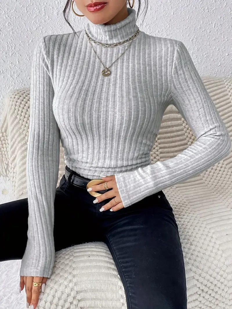 Pull à col roulé à manches longues pour femmes en fine maille côtelée Chic und Stil