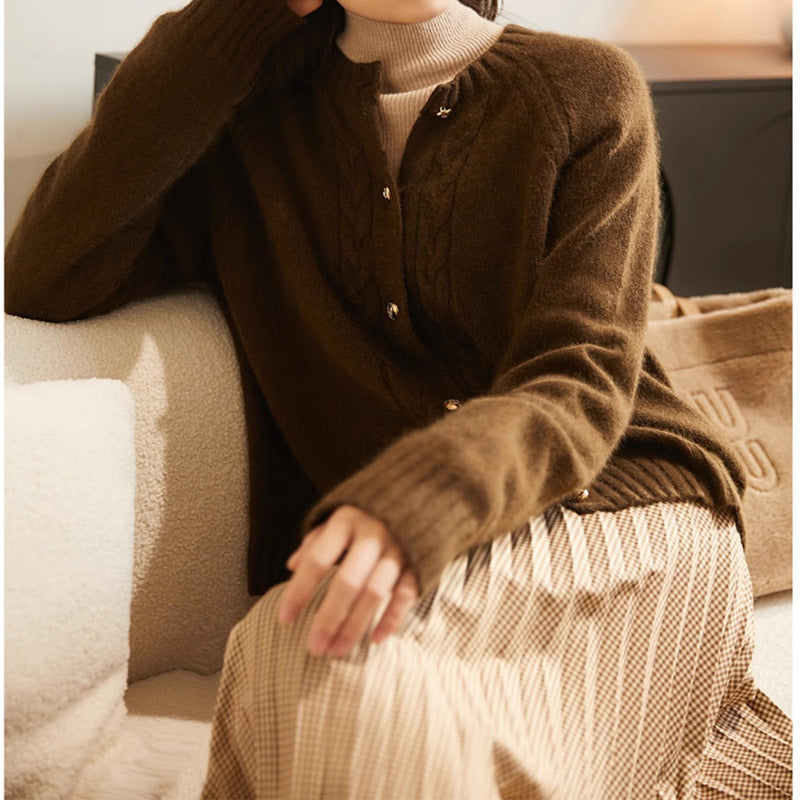 Cardigan en tricot à torsades pour femmes Chic und Stil