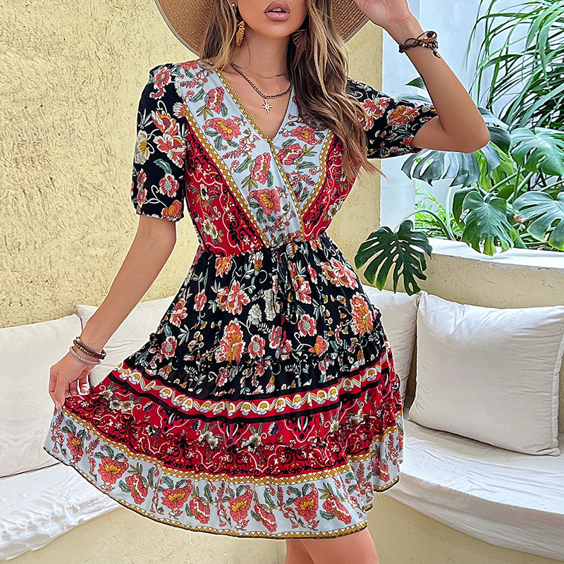 Robe portefeuille florale boho-chic à volants pour femmes Chic und Stil