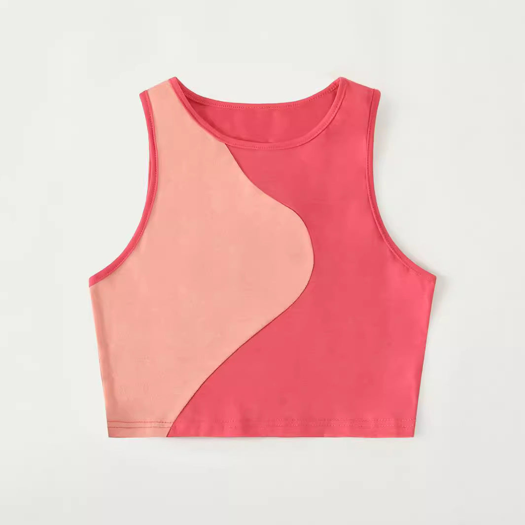 Top court pour femmes avec un design asymétrique et des accents sportifs Chic und Stil
