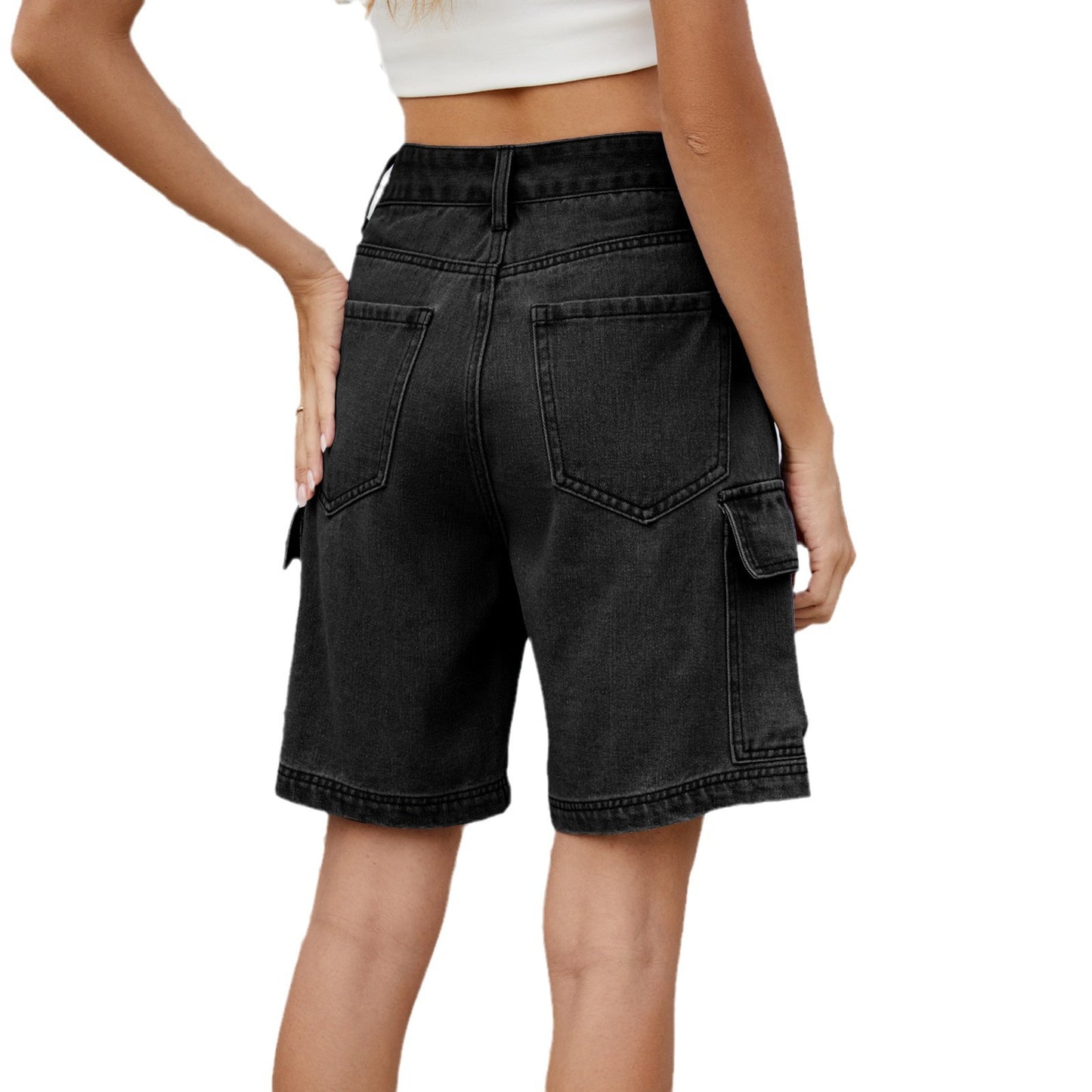 Women's cargo shorts with side pockets and high waist Chic und Stil