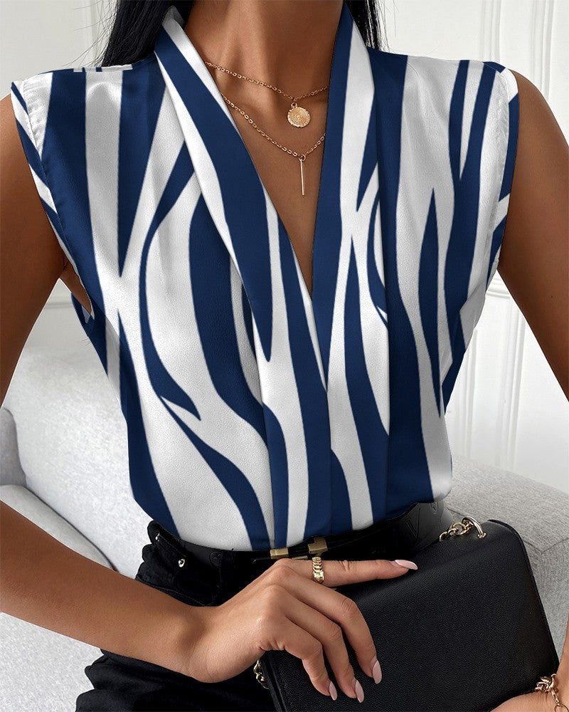 Blouse en soie pour femmes avec imprimé abstrait Chic und Stil