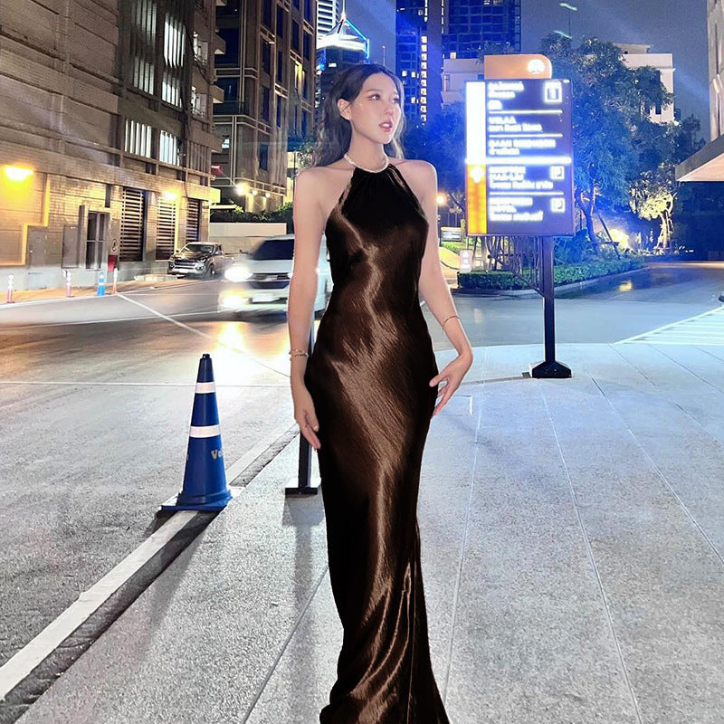 Robe maxi satin halter femme Chic und Stil