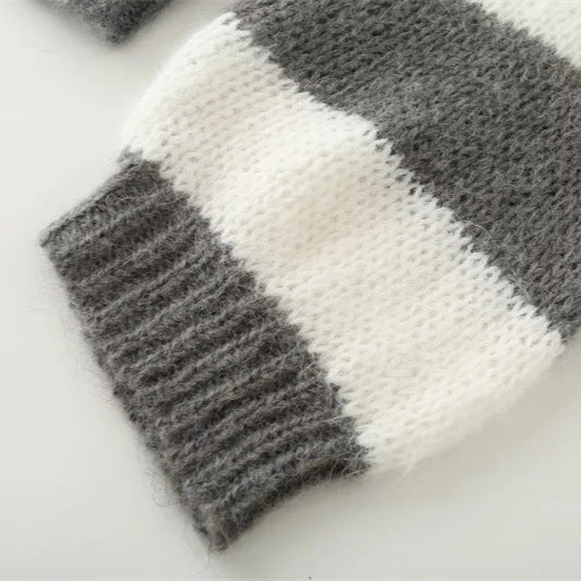 Pull en tricot court pour femmes avec motif rayé marin et col rond Chic und Stil