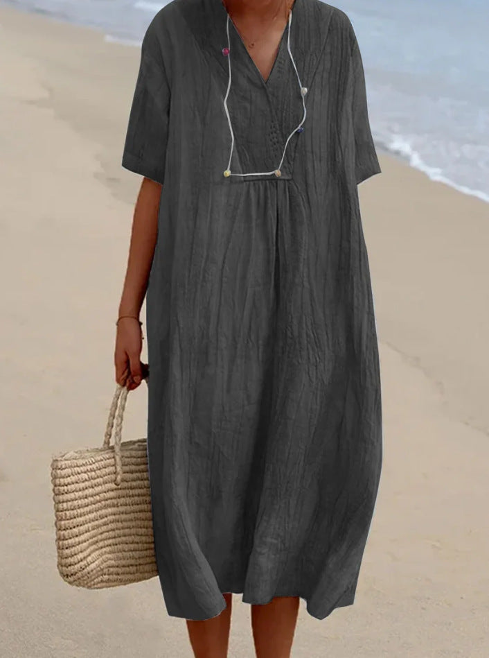 Robe longue décontractée pour femmes à col en V et coupe généreuse Chic und Stil