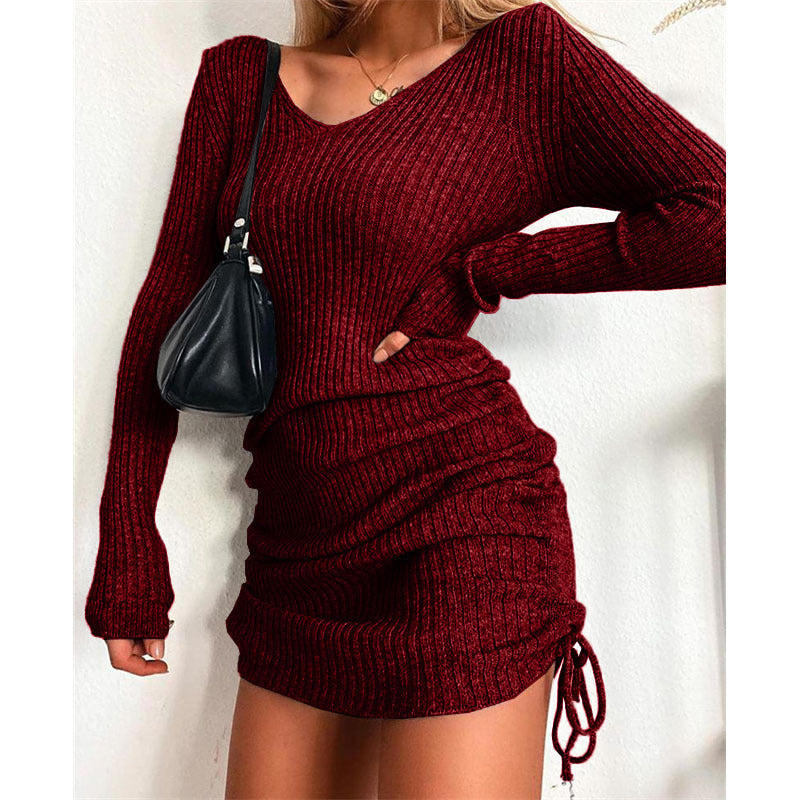 Robe en tricot côtelé pour femmes avec décolleté V profond et ruché réglable Chic und Stil