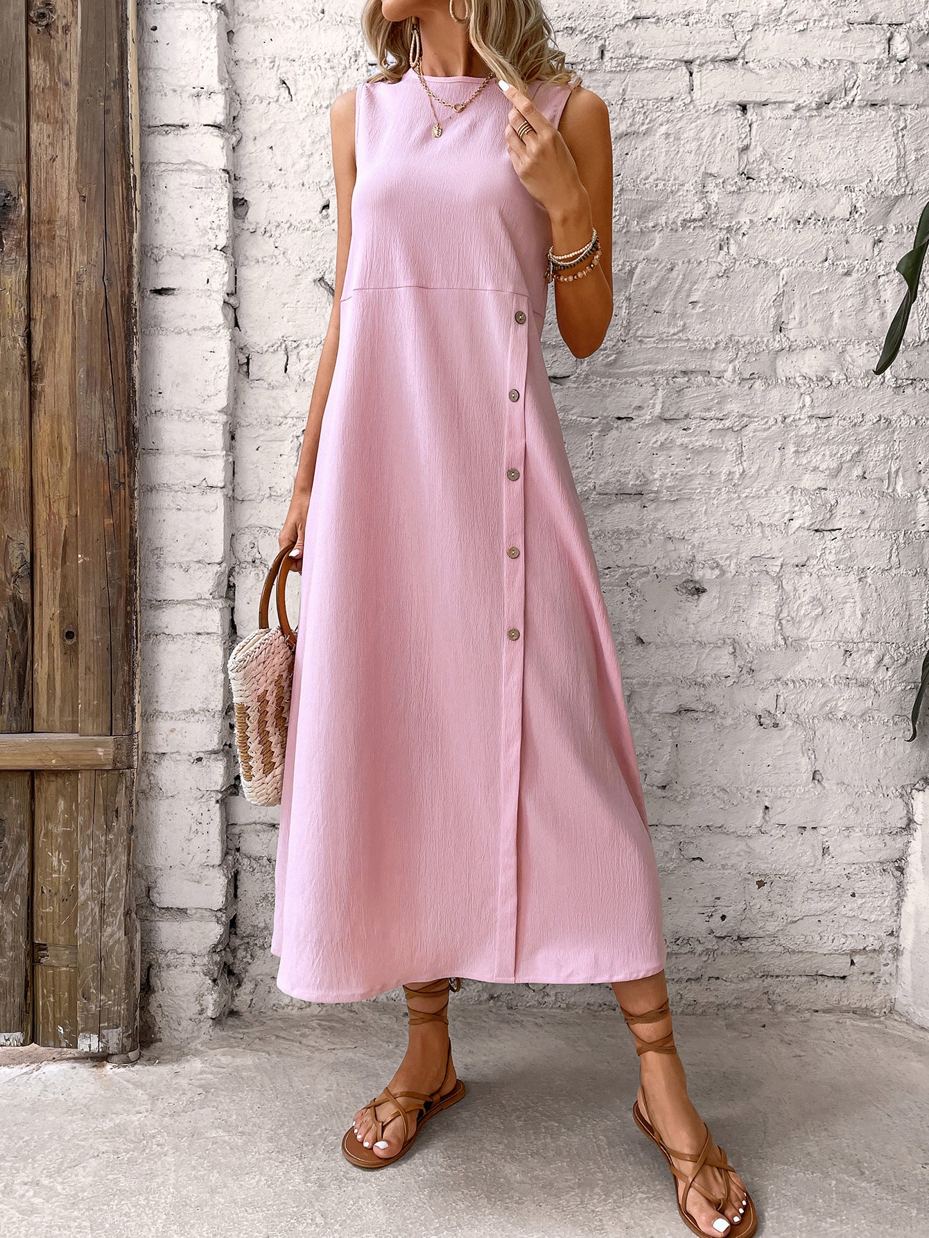 Robe maxi femme avec détails de boutons et coupe élégante Chic und Stil
