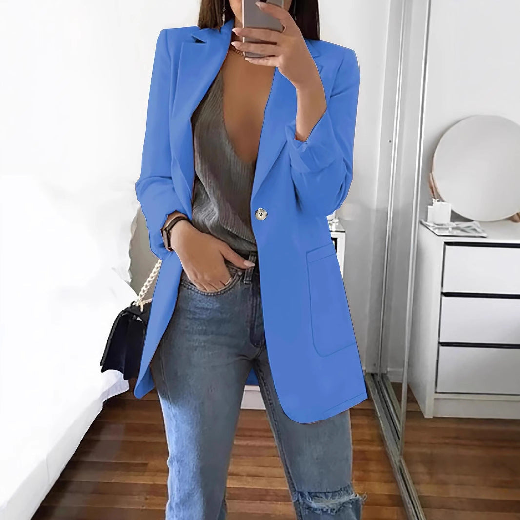 Veste blazer pour femmes élégante avec des détails en boutons brillants et des poches spacieuses Chic und Stil